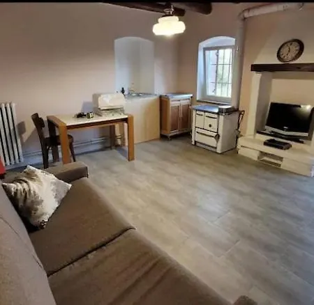 Fattoria Calcarola Apartment